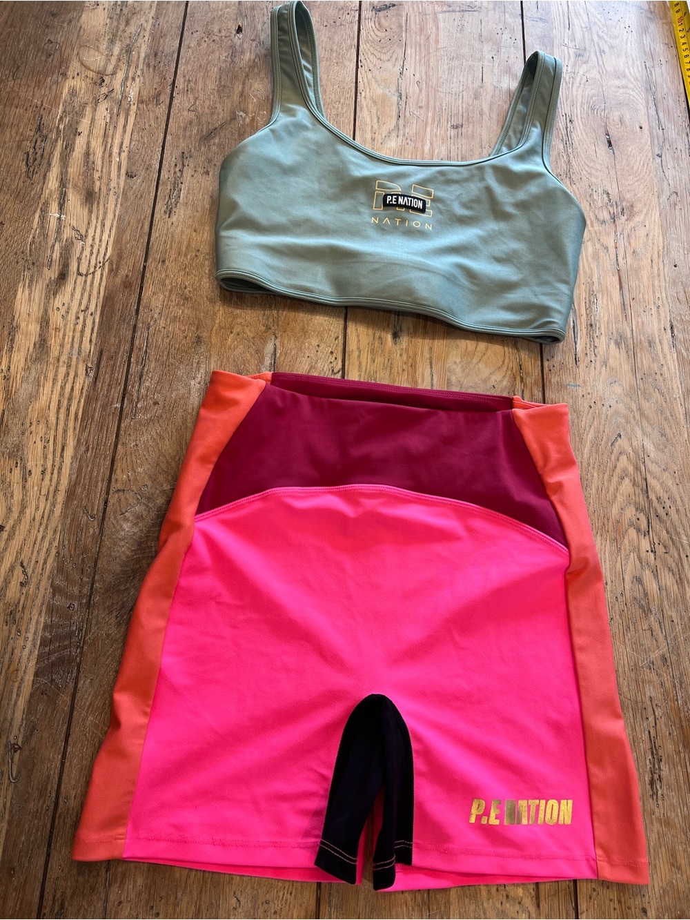 P.E Nation 2 Piece Activewear Set Colorblock Sports Bra & Shorts Women’s M